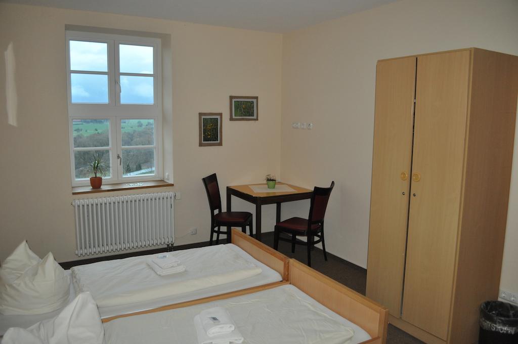 Burg Katlenburg Hotel Room photo